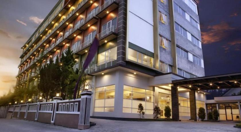 Asoka Luxury Hotel Bandar Lampung Kültér fotó