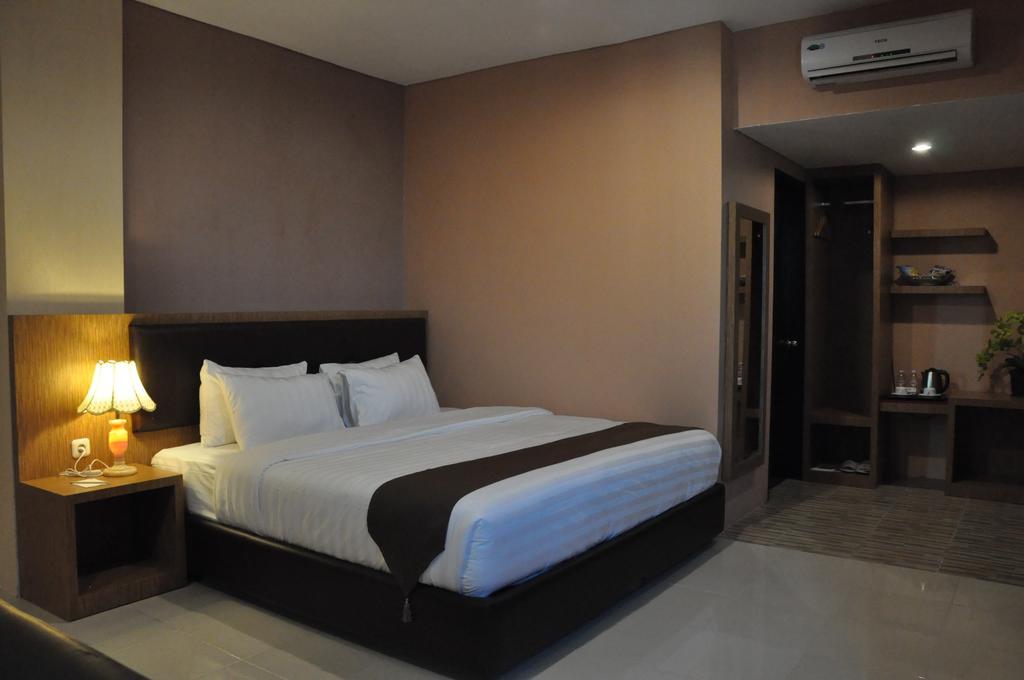 Asoka Luxury Hotel Bandar Lampung Kültér fotó