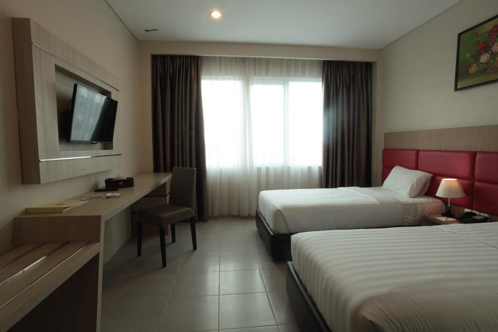 Asoka Luxury Hotel Bandar Lampung Kültér fotó