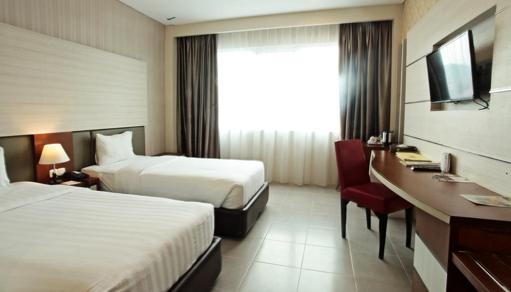 Asoka Luxury Hotel Bandar Lampung Kültér fotó