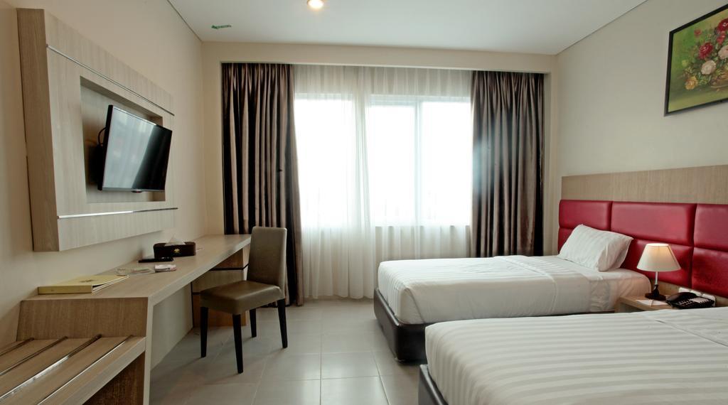 Asoka Luxury Hotel Bandar Lampung Kültér fotó