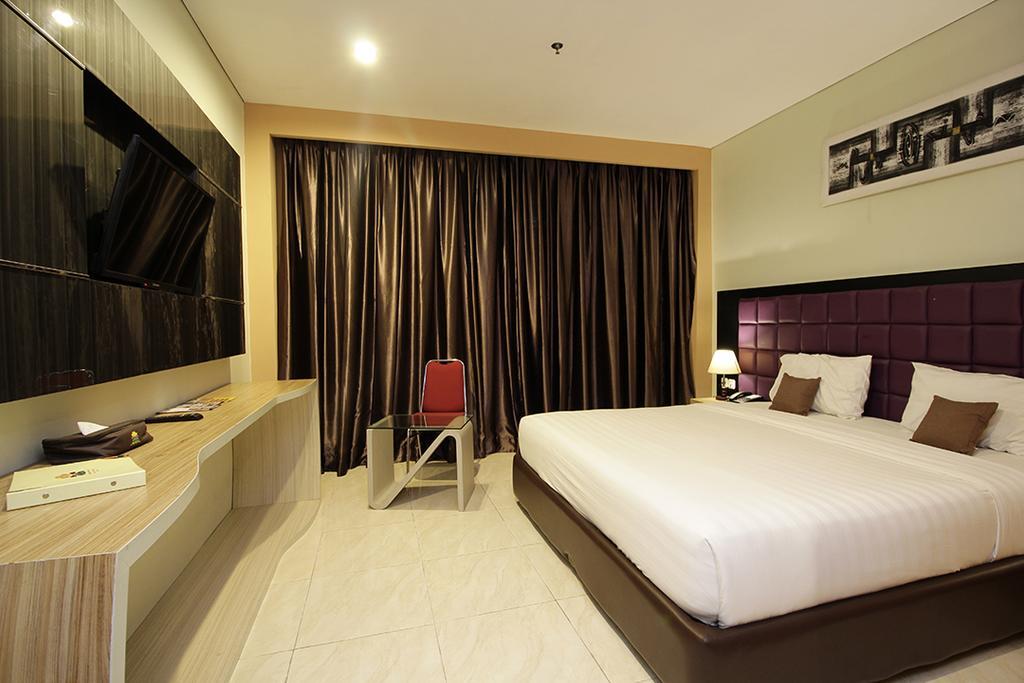 Asoka Luxury Hotel Bandar Lampung Kültér fotó