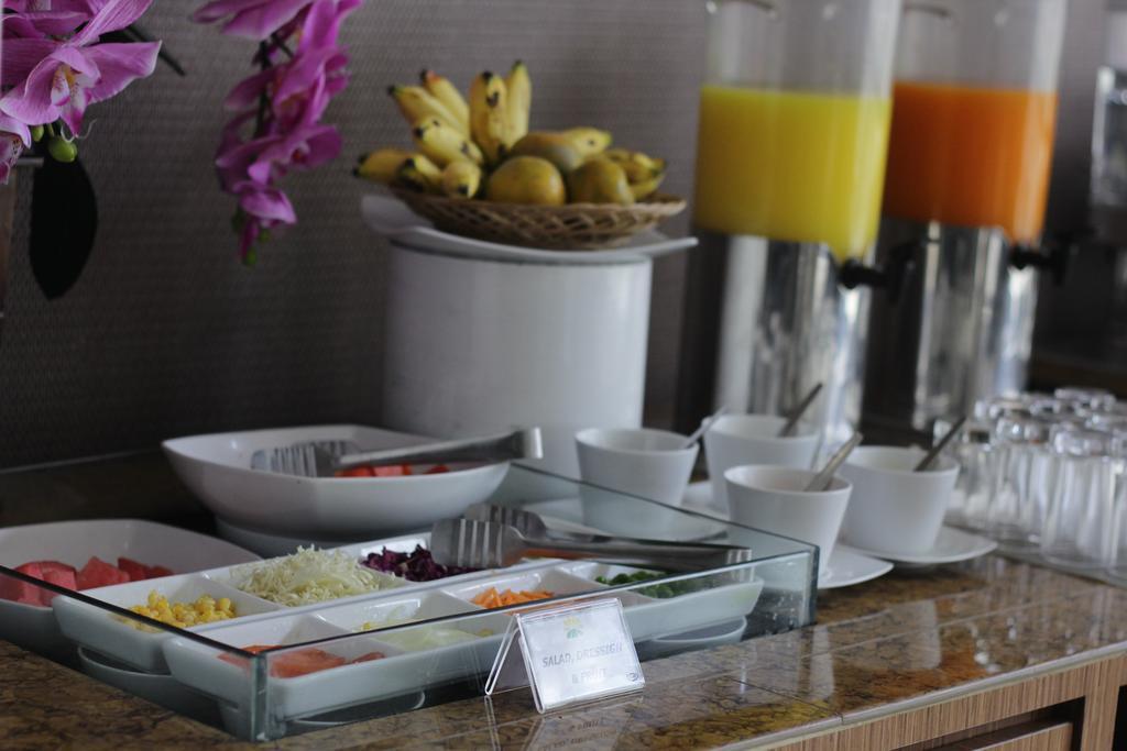 Asoka Luxury Hotel Bandar Lampung Kültér fotó