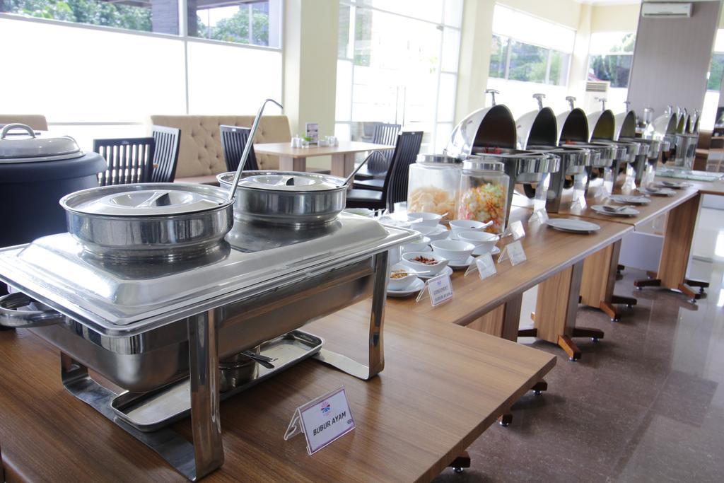 Asoka Luxury Hotel Bandar Lampung Kültér fotó
