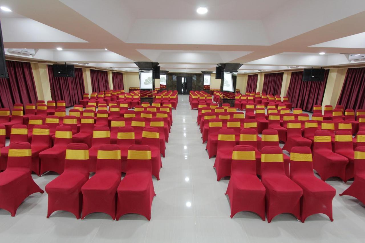 Asoka Luxury Hotel Bandar Lampung Kültér fotó