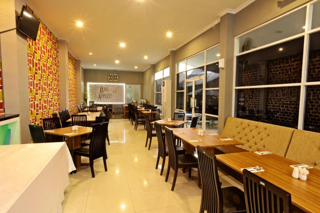 Asoka Luxury Hotel Bandar Lampung Kültér fotó